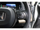 Hondaセンシングの機能のひとつ、アダプティブクルーズコントロール付!アクセルから足を離しても設定したスピードと前車との車間を保ち走行してくれます!車線維持もアシスト☆高速道路で疲労軽減ですね☆