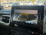 バックカメラも付いています! 運転が不慣れな方でも安心して駐車が可能です!