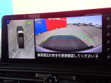 上からの視点で狭い駐車場への駐車などに役立つアラウンドビューモニターです♪