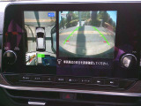 アラウンドビューモニター付き!車両を真上から見ているような映像で車庫入れも安心!!