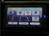 フルオートエアコン搭載。好みの温度に設定するだけで、風向や風量を自動でコントロール!いつでも快適な車内環境に。