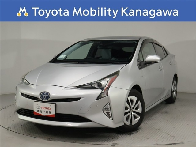 トヨタ プリウス 