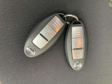 インテリジェントキー!キーを取り出さなくてもラクラク開閉&エンジン始動できます!
