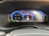 とっても見やすいメーターです。夜間時はラグジュアリーな気分にさせてくれる照明が魅力ですので、夜のドライブも楽しみになりますよ♪