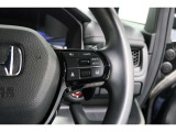 Hondaセンシングの機能のひとつ、アダプティブクルーズコントロール付!アクセルから足を離しても設定したスピードと前車との車間を保ち走行してくれます!車線維持もアシスト☆高速道路で疲労軽減ですね☆