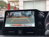 バックガイドモニターで、後方を確認しながら安心して駐車することができます。運転初心者も熟練者も必須の機能ですよ!