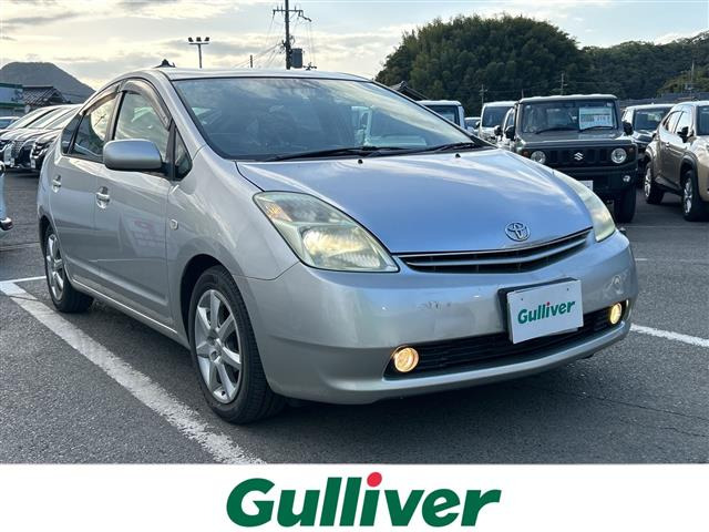 トヨタ プリウス 