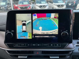 『アラウンドビューモニター』はスムーズな駐車と安全確認をサポートします。