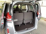 リアシートがあっても、しっかり荷物を積む事ができます。