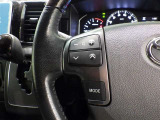 ステアリングスイッチ装備!運転しながら手元でオーディオの操作などができます。