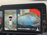 アラウンドビューモニター装備。前後左右4つのカメラから解析した、まるで上から車を見たような画像が映し出され、車の死角や駐車場の線も確認ができるようになります。日産の先進装備の1つです。
