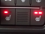 寒い冬でも暖かポカポカのシートヒーターが装備されています。