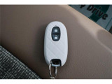 いまや必須のスマートキーも装備!施錠、解錠、エンジンスタートも身につけているだけで可能です!