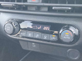 ◆エアコン◆温度の設定をしてAUTOボタンを押すだけ簡単。車内を快適な温度に保ってくれます