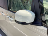 【ウィンカー内臓サイドミラー】 付いているだけで高級感がUPするウィンカー内臓サイドミラー♪もちろん見た目だけでなく、対向車からの視認性の向上につながり、安全度もUP◆