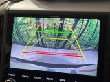【バックカメラ】駐車時に後方がリアルタイム映像で確認できます。大型商業施設や立体駐車場での駐車時や、夜間のバック時に大活躍!運転スキルに関わらず、今や必須となった装備のひとつです!