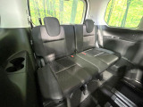 3列目シートはもちろん状態良好☆大人でもゆったりと座って頂けますので、大人数でのお出かけもラクラクです♪ご家族で、気の知れた仲間で、ドライブに行くのが楽しみですね♪