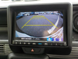 画質もキレイなバックカメラ、車庫入れが苦手な方も運転が好きになるはず。