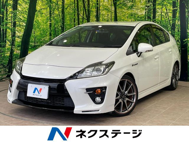 トヨタ プリウス 