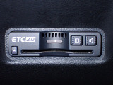 デザインスッキリのビルトイン『ETC』!高速道路の特典はもちろん、キャッシュレスなので料金所では徐行するだけで通過可能です!