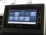 ナビゲーションは純正メモリーナビ(VXU-224VFi)を装着しております。AM、FM、CD、DVD再生、Bluetooth、音楽録音再生、フルセグTVがご使用いただけます。
