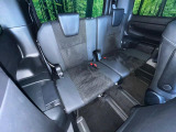 3列目シートはもちろん状態良好☆大人でもゆったりと座って頂けますので、大人数でのお出かけもラクラクです♪ご家族で、気の知れた仲間で、ドライブに行くのが楽しみですね♪