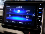 CD、DVD、Bluetooth、AM、FM、AUX、スマートフォン接続ができます。