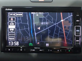ホンダ純正ナビなのでダッシュボードにスッキリと収まっています。ナビの案内があれば土地勘の無い所でも道に迷わず安心!見知らぬ土地へのドライブも一層楽しくなります!