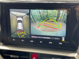 【パノラミックビューモニター】専用のカメラにより、上から見下ろしたような視点で360度クルマの周囲を確認することができます☆死角部分も確認しやすく、狭い場所での切り返しや駐車もスムーズに行えます。