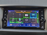 純正ナビゲーションになりマップ機能はもちろん、音楽もBluetooth接続で楽しいドライブができます。