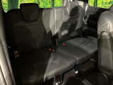3列目シートはもちろん状態良好☆大人でもゆったりと座って頂けますので、大人数でのお出かけもラクラクです♪ご家族で、気の知れた仲間で、ドライブに行くのが楽しみですね♪