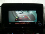 バックガイドモニターで、後方を確認しながら安心して駐車することができます。運転初心者も熟練者も必須の機能ですよ!