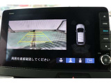 バックカメラを搭載しておりガイドラインも表示されますので車庫入れも安心ですね♪