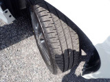 タイヤの溝あります。