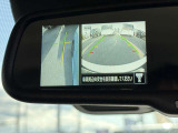 アラウンドビューモニターは車両の死角になりやすい左前のみを映し出すことが可能です。見えずらい場所をカメラで確認していただけるので、安全な駐車の手助けになります!