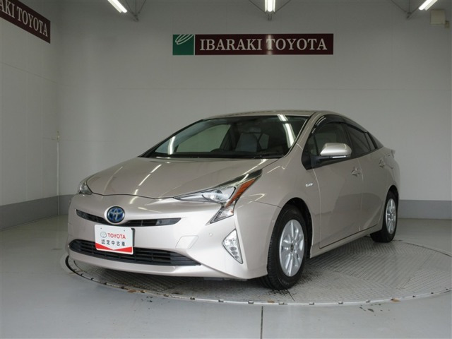 プリウス 1.8 S セーフティ プラス 