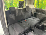 3列目シートはもちろん状態良好☆大人でもゆったりと座って頂けますので、大人数でのお出かけもラクラクです♪ご家族で、気の知れた仲間で、ドライブに行くのが楽しみですね♪