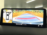 【360&deg;ビューモニター】専用のカメラにより、上から見下ろしたような視点で360度クルマの周囲を確認することができます☆死角部分も確認しやすく、狭い場所での切り返しや駐車もスムーズに行えます。