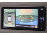 純正のマルチビューカメラが装備されています!上から見下ろしたような視界のカメラが駐車をサポートします!