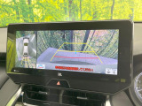 【パノラミックビューモニター】専用のカメラにより、上から見下ろしたような視点で360度クルマの周囲を確認することができます☆死角部分も確認しやすく、狭い場所での切り返しや駐車もスムーズに行えます。