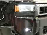 LEDヘッドライトです。デザイン性がよくとても明るいので、夜間の走行や悪天候でも安心です。しかも長寿命!