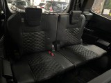 3列目シートはもちろん状態良好☆大人でもゆったりと座って頂けますので、大人数でのお出かけもラクラクです♪ご家族で、気の知れた仲間で、ドライブに行くのが楽しみですね♪