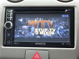 ケンウッドのフルセグTVナビ付です。フルセグTV視聴、DVDビデオ、CD再生等が可能です。後付けでBluetooth機能も使えるようにしておりますので、通話やスマートフォンから音楽を楽しめます。バックカメラも取付済