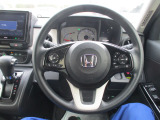 握りやすいハンドルで快適に運転可能です