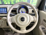 ステアリングも使用感が少なく、きれいな状態となっております♪