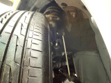 お車を安心してお乗りいただく為には、足回りの定期点検が欠かせません。サービスサポート(有償保証)では無料点検もご提供しており、安心のカーライフをお過ごしいただけるサポート体制が整っています。