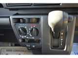 【シフト】シンプルで使いやすくなっています!内装にマッチしていますね!