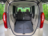 普段のお買い物や通勤、送迎等に十分な荷室スペースを確保しております。セカンドシートを倒すと、大きな荷物の積載も可能です♪