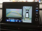 バックカメラ搭載です!車庫入れが苦手な人はもちろん、車両感覚に自信がある人にもお勧めです!見えない箇所が見えるようになるので、低い障害物や隠れてしまっている子供の存在等にも気付く事が出来ます。
