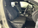 ◆フロントシート◆広々使えるフロントシートで快適ドライブ♪